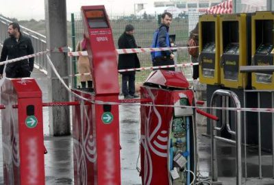 İstanbul’da metrobüs turnikesi patladı