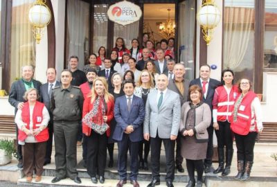 Kızılay Foça Şubesinden Suriyeli Mültecilere Yardım Eli