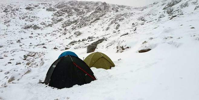 Uludağ’da -20 derecede kamp