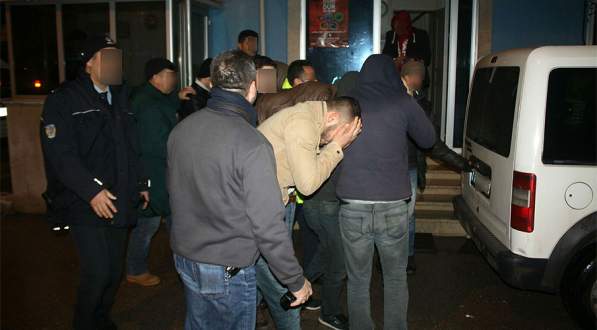 Uyuşturucu alemine şok baskın!