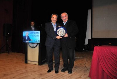 Akşehir’de Yazar Vakkasoğlu Konferans Verdi