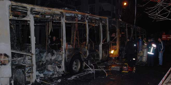 Gazi Mahallesi’nde otobüse molotoflu saldırı