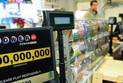 700 milyon dolarlık rekor loto ikramiyesi