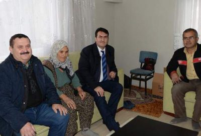 Evi yıkılan Selime teyzeye sıcak yuva