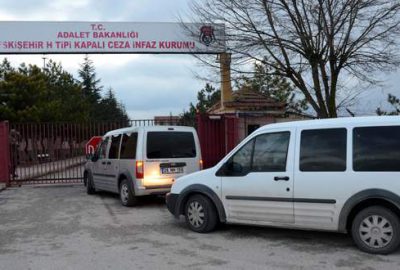 Hırsız kardeşler 14 işyerini soymuştu!