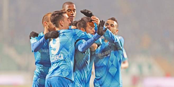 Kupa için saldır Timsah’ım