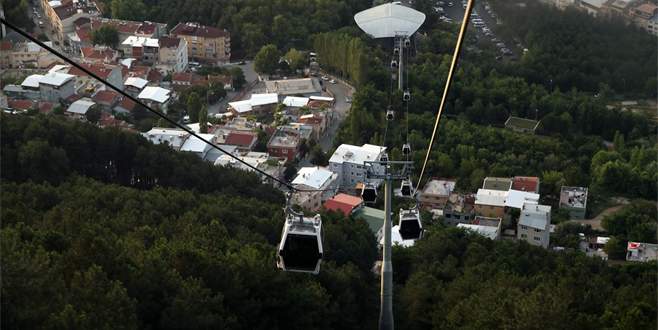 Teleferik seferlerine fırtına engeli