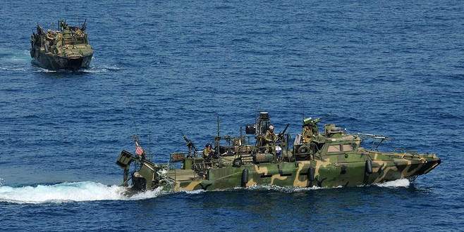 İran ABD botlarını Basra Körfezi’nde alıkoydu