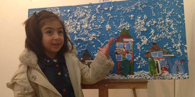 Minikler atıkları sanat eserine dönüştürdü