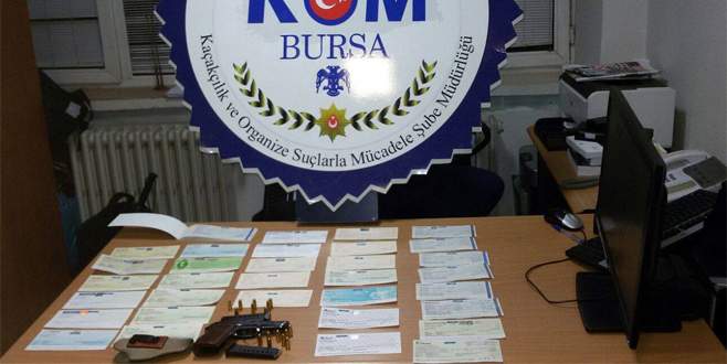 Bursa’da sahte çek operasyonu