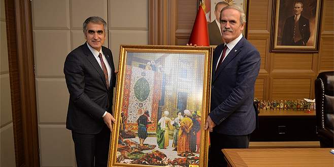 ‘Bursa’nın değerlerini nakış gibi işliyoruz’