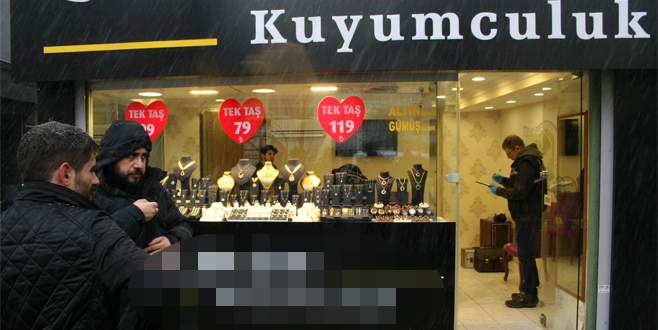 Bursa’da kuyumcuda dehşet