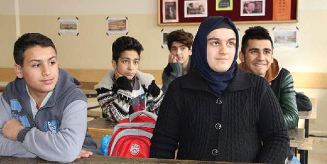 PKK’nın yaktığı okuldan Türkiye birincisi çıktı