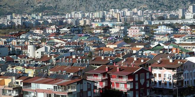 ‘Ruslar, konutlarını yine Ruslara satıyor’