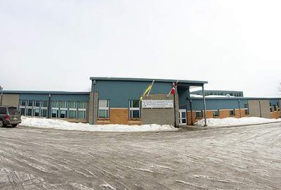 Okulda silahlı saldırı: 5 ölü