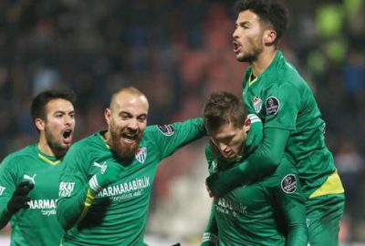 Bu Timsah başka Timsah!