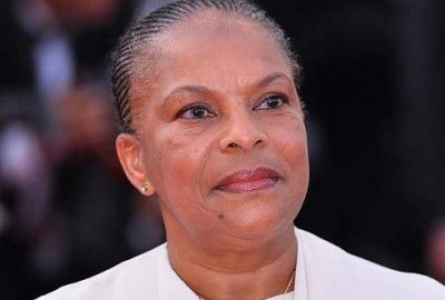 Fransa Adalet Bakanı istifa etti