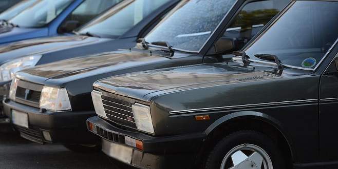 Eski model araç sahibi ‘gençlere’ sigorta şoku