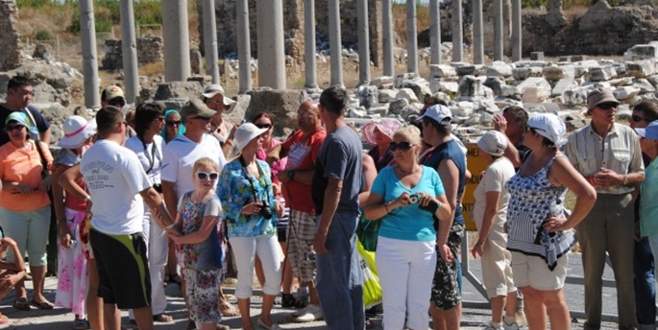 Turist sayısı 2015’te düştü