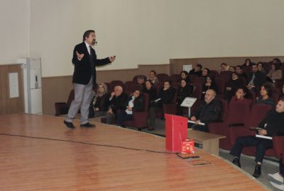 Mamaklı Öğrencilere Yeni Dönüşüm Seminerleri