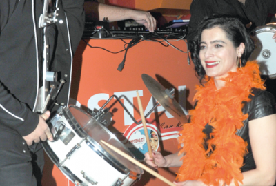 Ekrana dönüşünü böyle duyurdu