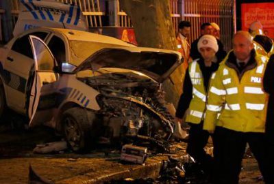 Trafik polisi, feci kazada şehit oldu