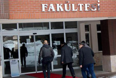 5 akademisyenin evinde arama