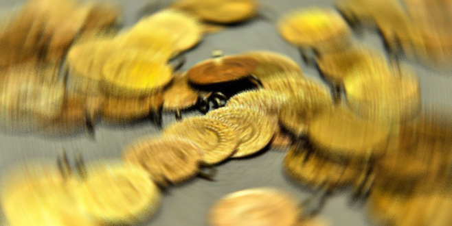 Fransız altını diye kandırıp…