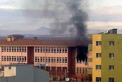 3 okula molotoflu saldırı