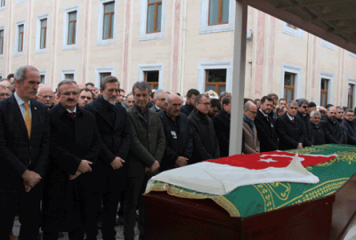 Ahmet Sezgi Erceiş son yolculuğuna uğurlandı