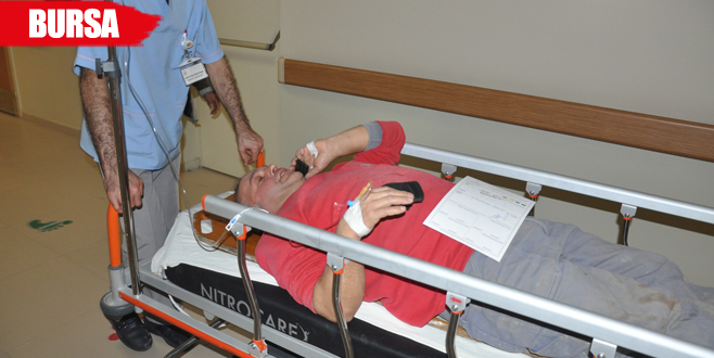 Beton blok kırıldı, 2 işçi yaralandı