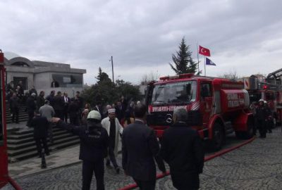 Camide yangın paniği