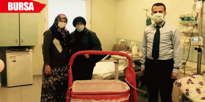 5 aylık bebek beşiğine kavuştu