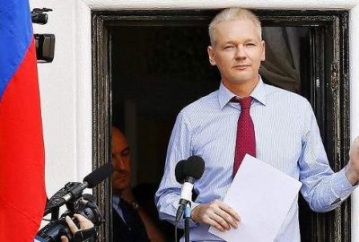 ‘Assange keyfi olarak gözaltında tutuluyor’