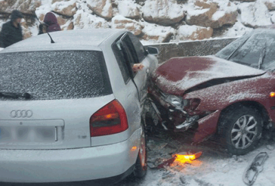 9 araç birbirine girdi!