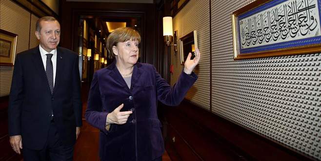 Cumhurbaşkanı Erdoğan, Merkel’i kabul etti