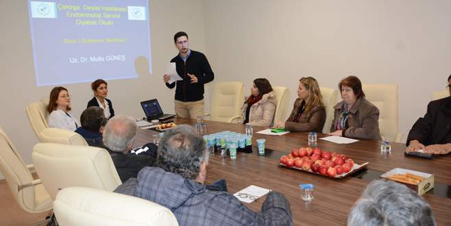 Şeker hastaları için diyabet okulu