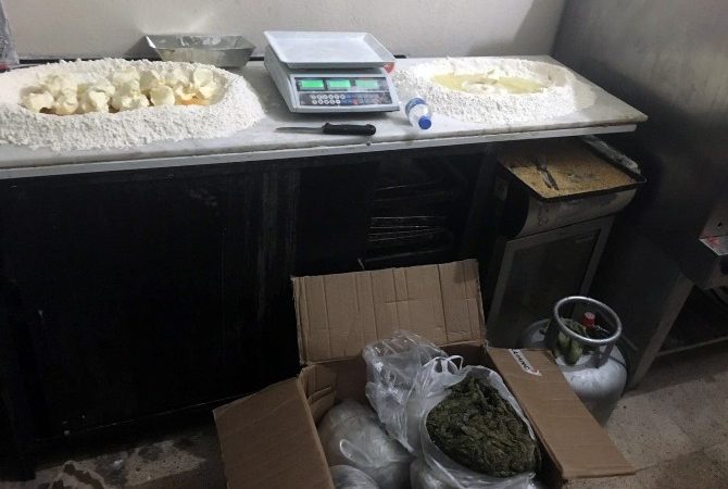 İzmir’in Çiğli ilçesinde, boyoz ve gevrek imalatı yapan fırına baskın