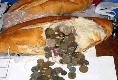 Dilencilerin parayı sakladığı yer zabıtayı da şaşırttı