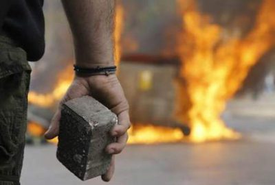 Yunanistan yangın yerine döndü!