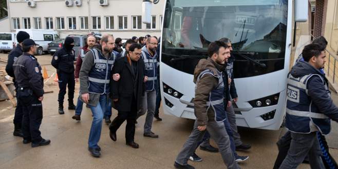 Bursa’da ‘Paralel’ gözaltıya 5 tutuklama