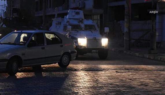 Nusaybin’de polis noktasına saldırı