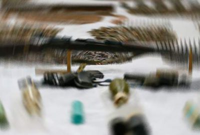 Yunanistan’da 3 İngiliz silah ve mühimmatla yakalandı