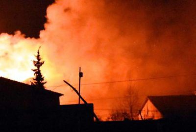 PKK’lılar iki okulu ateşe verdi