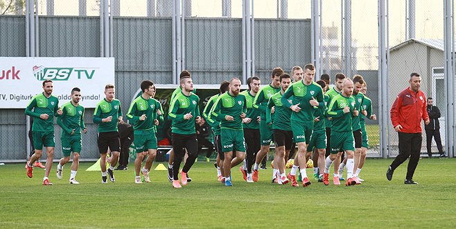 Bursaspor’da Fenerbahçe mesaisi başladı