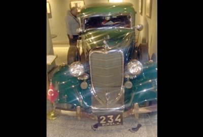 1934 model Dodge... 1942-1946 yılları arasında Bursa Belediye Başkanı Edip
