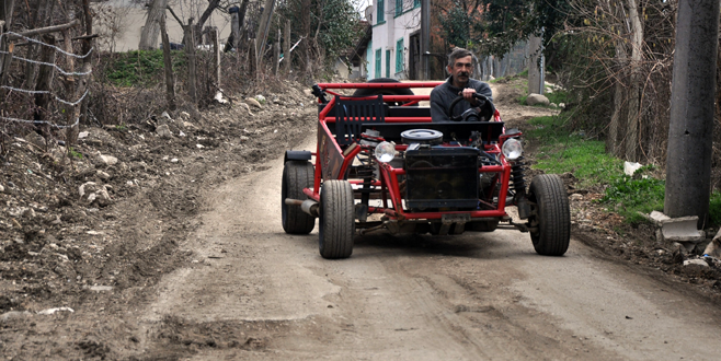 600 liraya otomobil üretti