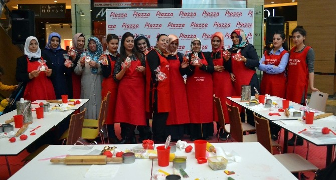 Piazza’da Romantizm Ve Eğlence Zirve Yaptı
