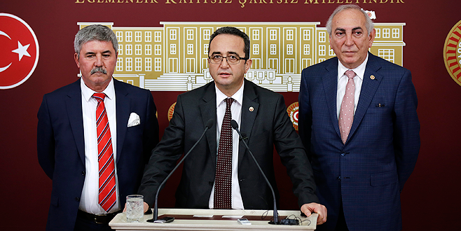 CHP Anayasa Mutabakat Komisyonu’ndan ayrıldı