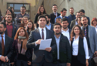 İşçi avukatların ücret isyanı